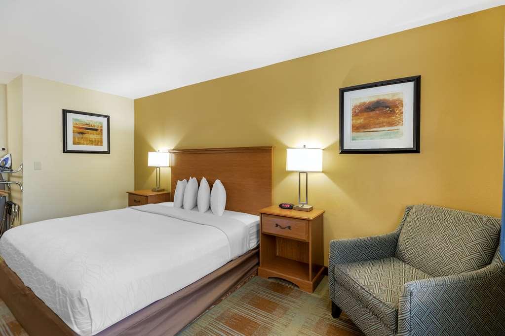 Best Western Kiva Inn Fort Collins Phòng bức ảnh