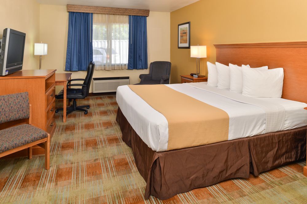 Best Western Kiva Inn Fort Collins Ngoại thất bức ảnh