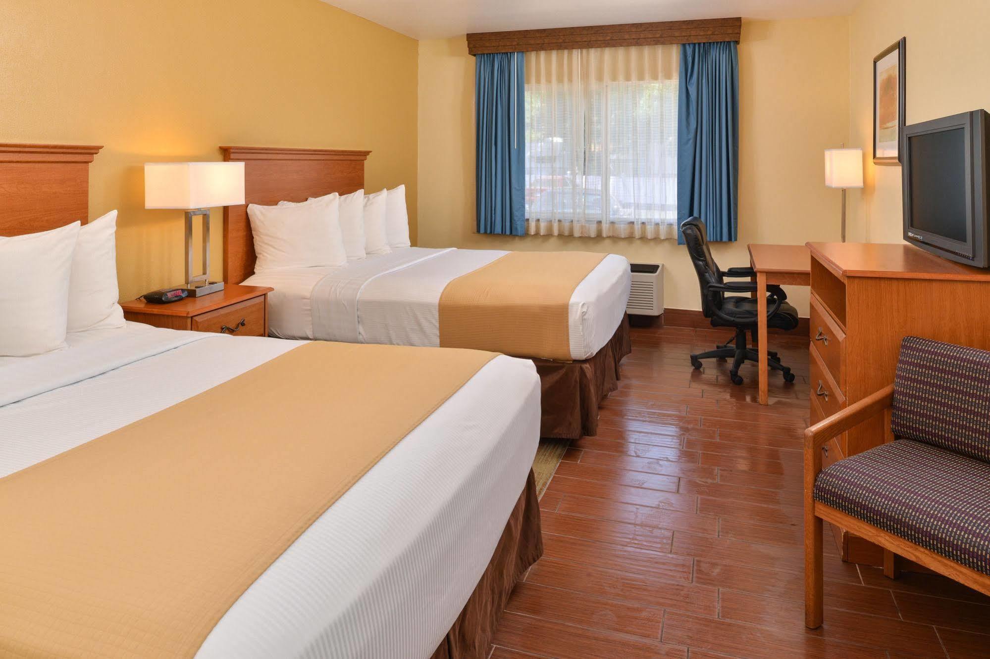 Best Western Kiva Inn Fort Collins Ngoại thất bức ảnh
